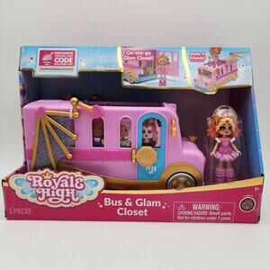 Royale High Glam Bus Playset with Exclusive Doll and Virtual Item Code